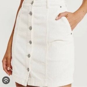 Abercrombie & Fitch Ivory Button-Front Corduroy mini Skirt size X small